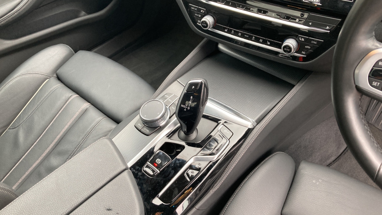 BMW 5 Series 530e M Sport 4dr Auto Saloon